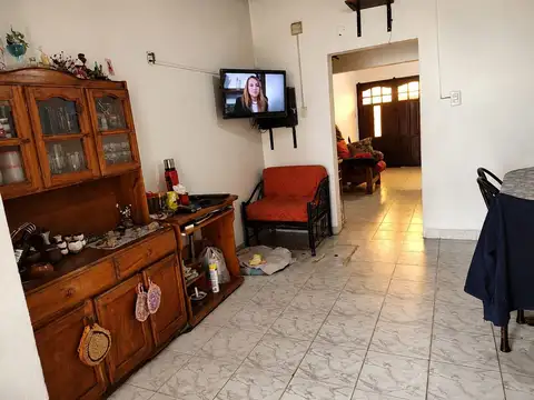 Depto Tipo Casa en Venta en Los Hornos, USD 75.000