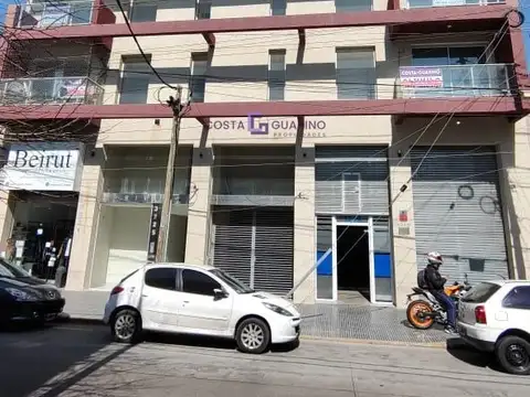 Excelente departamento monoambiente en primer piso al contrafrente