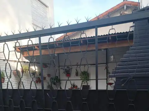 Casa en Venta en Lomas De Zamora, USD 110.000