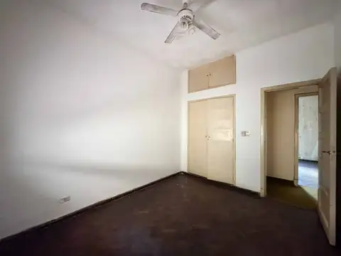 Departamento 6 ambientes con 1 baño