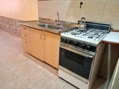 Departamento en Alquiler en Tapiales, $ 360.000