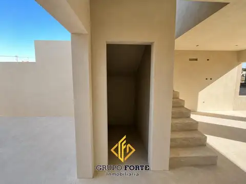Casa 3 ambientes con 2 baños