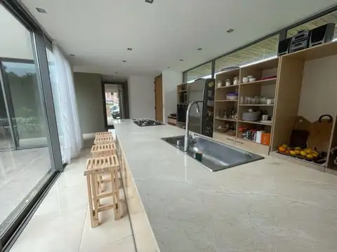 Casa en Venta en Arenas del Sur, USD 300.000