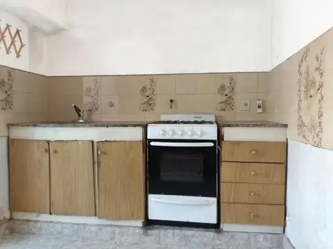 Casa 3 ambientes con 1 baño