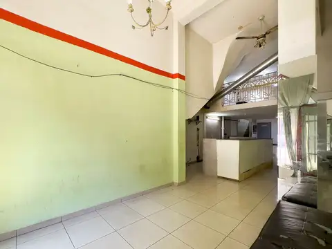 Avenida Juan de Garay 900