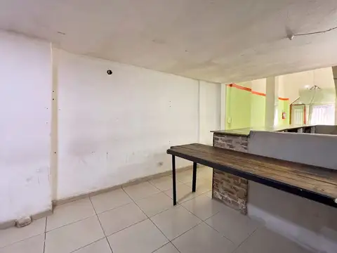 Avenida Juan de Garay 900