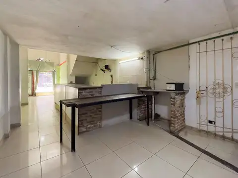 ALQUILER LOCAL COMERCIAL CON SOTANO CONSTITUCION