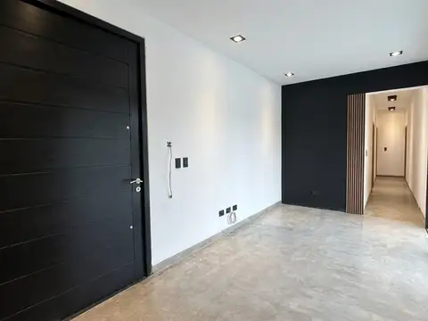Casa en Alquiler en Área 60, USD 1.700