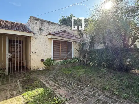 Casa 4 ambientes con 1 baño