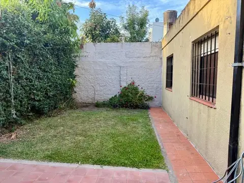 Casa en Alquiler de 2 dormitorios