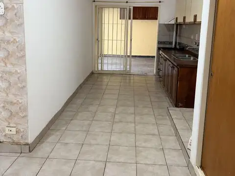 Departamento en Alquiler en Villa Maipu, $ 790.000