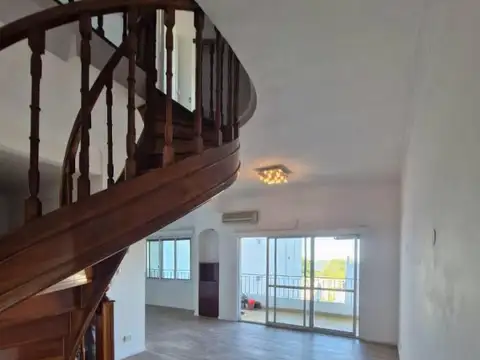 departamento 5 ambientes en duplex en alquiler Vicente lopez