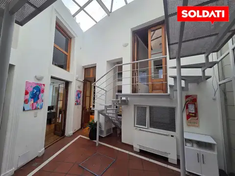 Oficina 6 ambientes con 2 baños