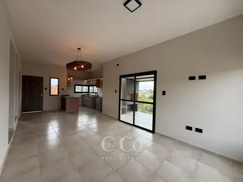 Casa en Venta al Oeste