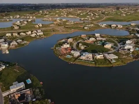 Terreno en Venta de 858,0 m2