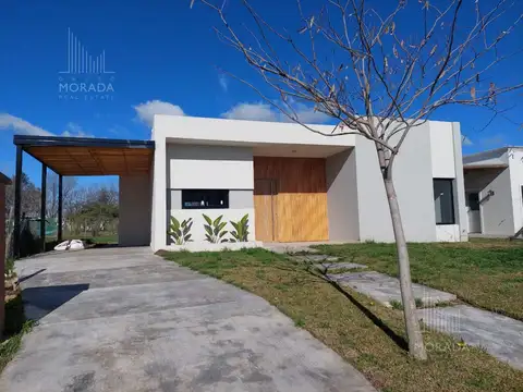 Casa en alquiiler 5 ambientes  Santa Elena