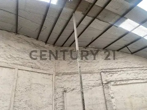 Av. Eva Duarte De Perón 900, Piso 0