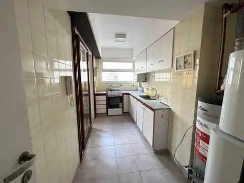 VENTA DEPARTAMENTO 3 AMBIENTES LUMINOSO QUINCHO