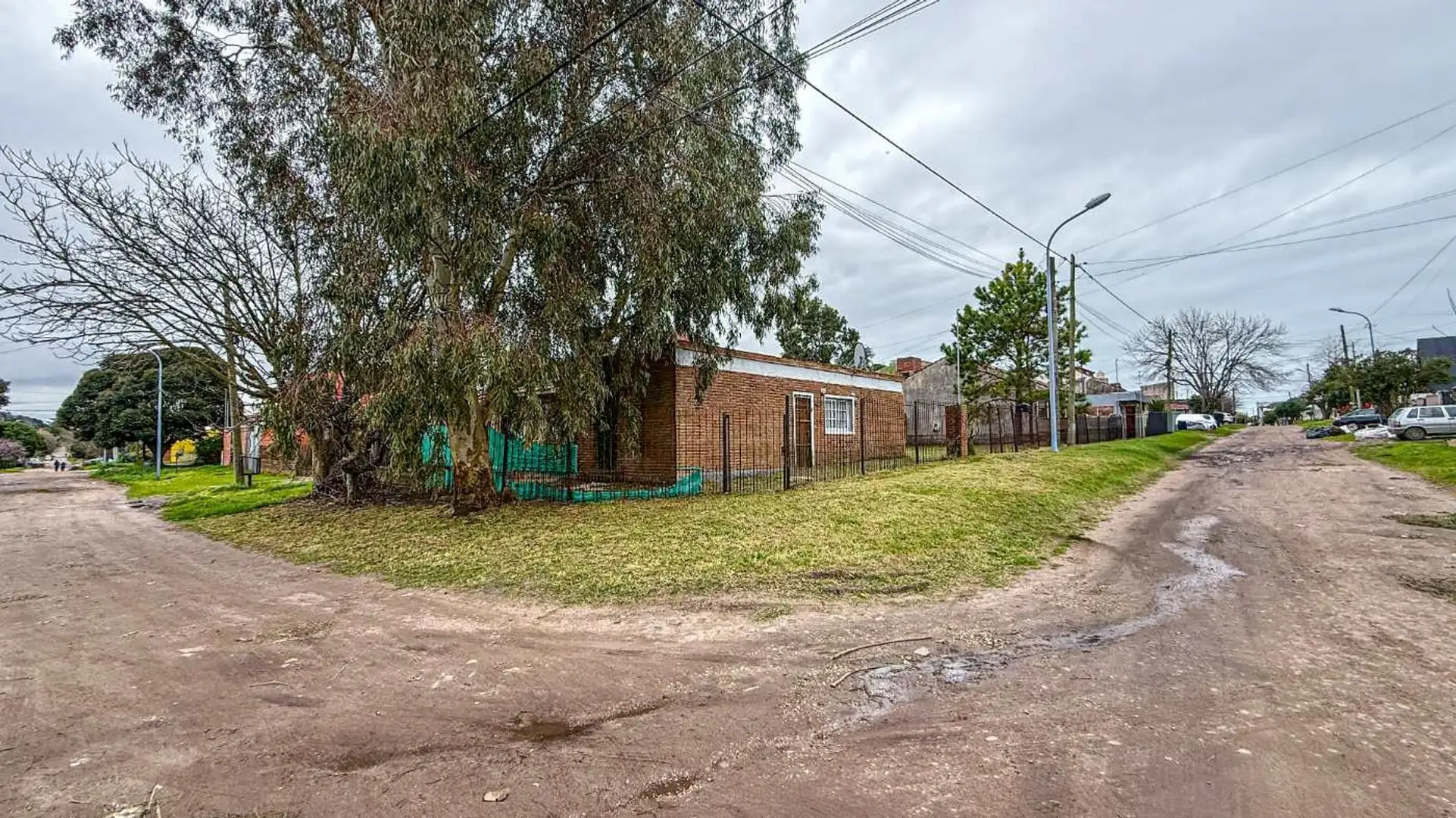VENTA CASA 3 AMBIENTES A RECICLAR FARO NORTE