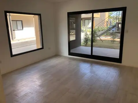 Departamento en Alquiler en La Cañada - Los Arces, USD 600