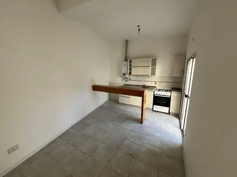 Casa de pasillo en alquiler