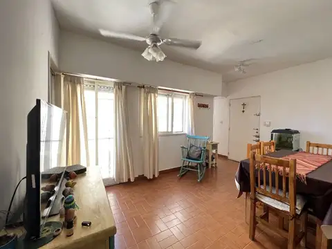Departamento 3 ambientes con 2 baños
