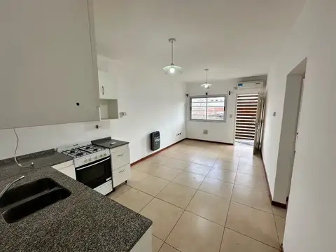 Departamento 3 ambientes con 1 baño