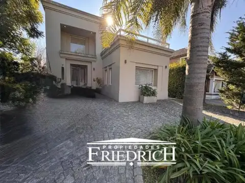 CASA EN VENTA COUNTRY BANCO PROVINCIA