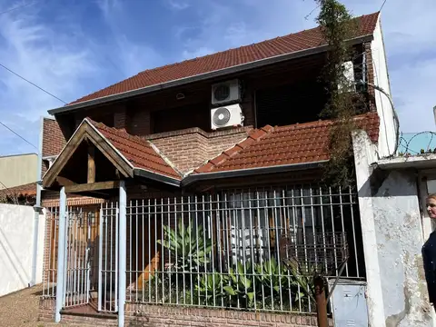 Casa - Venta - Argentina, Quilmes - Bombero Sanchez 1300