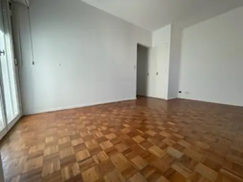 Jose J Araujo 100, Piso 6