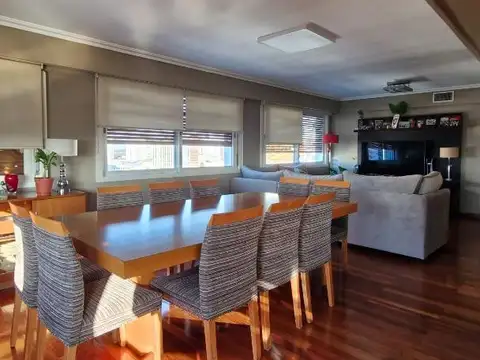 Departamento en Venta de 4 dormitorios