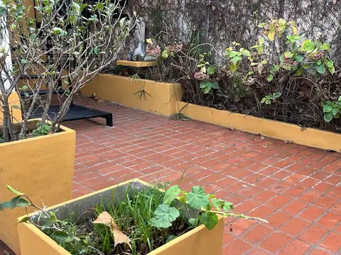Depto Tipo Casa en Alquiler de 3 ambientes