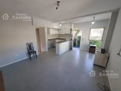 A3/c de Av. Maipú. PH en Altos de 3 Amb. a Nuevo con Terraza y Sin Expensas