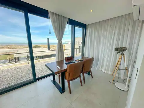 Casa en Venta en Costa Esmeralda  FRENTE AL MAR