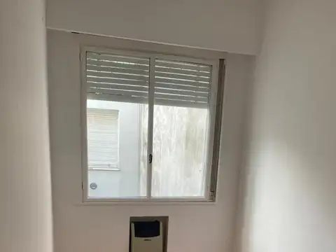 Pereyra Lucena y Libertador, Buen Departamento, Piso alto, Luz y sol.