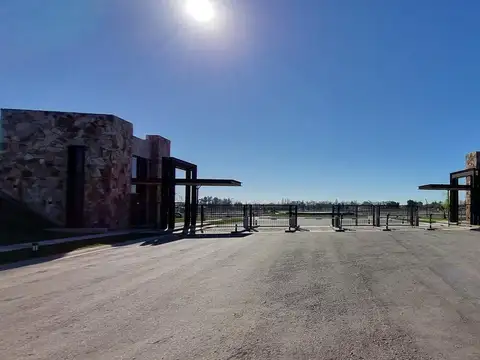 QVATTRO VIAMONTE MANZANA J LOTE 8