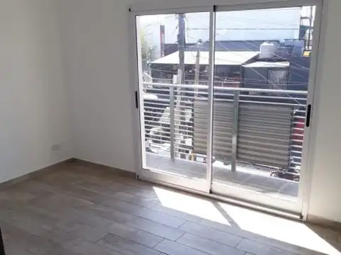 Departamento en Venta en Villa Luzuriaga, USD 114.900