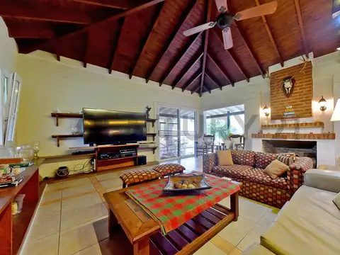 Casa en Venta de 4 dormitorios