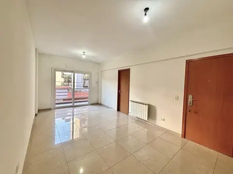 Departamento en Alquiler de 3 Ambientes con Cochera en Quilmes Centro