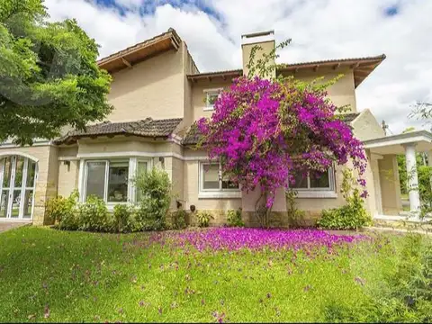 Santiago Cabral 4500