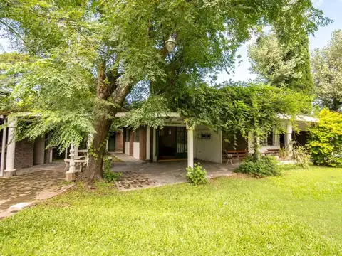 Casa en Venta con 1 cochera