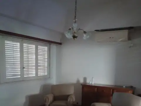 EXCELENTE PROPIEDAD (ZONA POLO TEXTIL)- CASA EN VENTA SOBRE TERRENO DE 10 X 43 (V. CELINA)