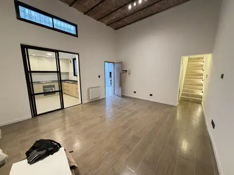 Casa de 2 Dormitorios Con Parillero y Terraza Privada