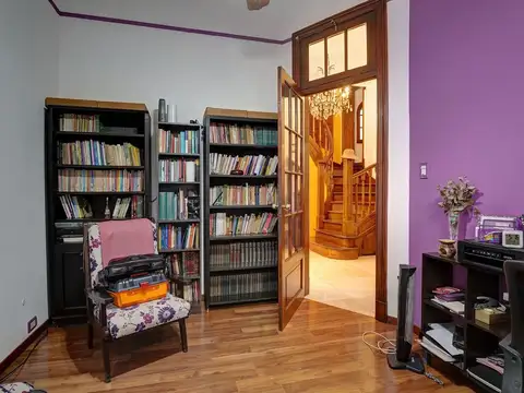 Calle Doctor Juan Felipe Aranguren 2500