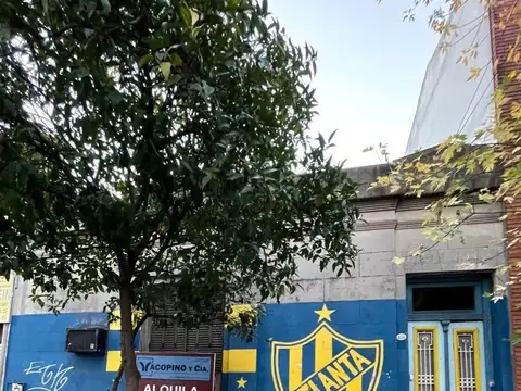 Oportunidad para uso comercial galpon 5 ambientes 