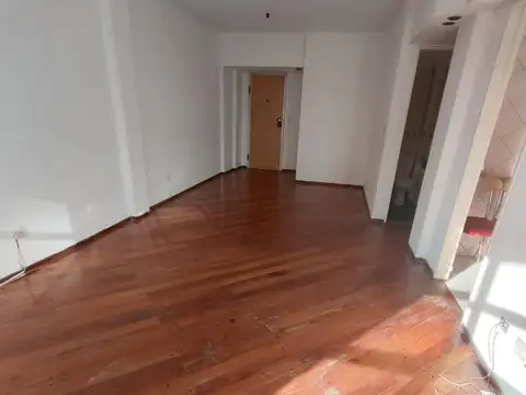 Camacuá 100, Piso 4°