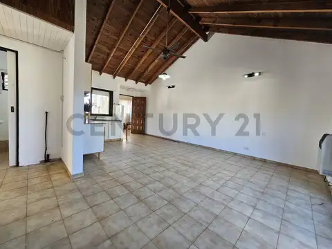 Concejal Defilippi 1700, Piso 1