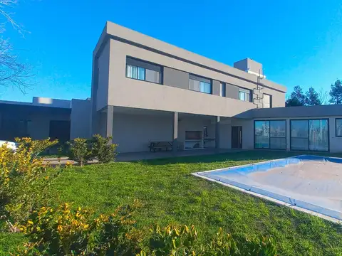 Casa en Venta en Piñero, USD 189.000