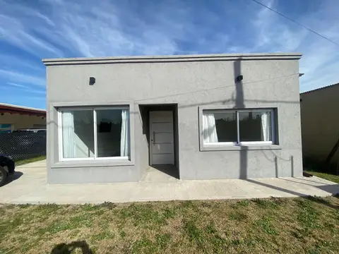 Casa en Venta en Laguna Azul, USD 89.000