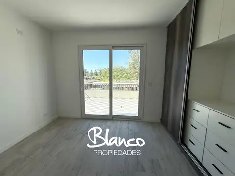 Departamento en Venta en La Lonja, USD 228.000